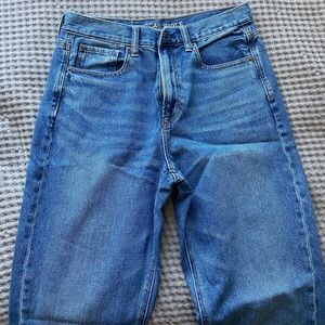 American Eagle Mom Jeans